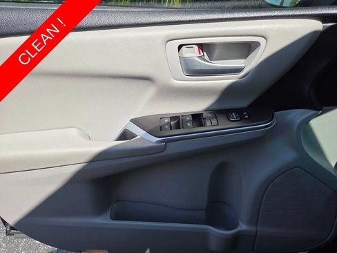 Certified 2017 Toyota Camry SE w/ Moonroof Package FWD image 26