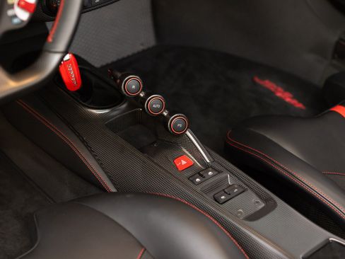 Certified 2020 Ferrari 488 Pista Spider RWD image 95