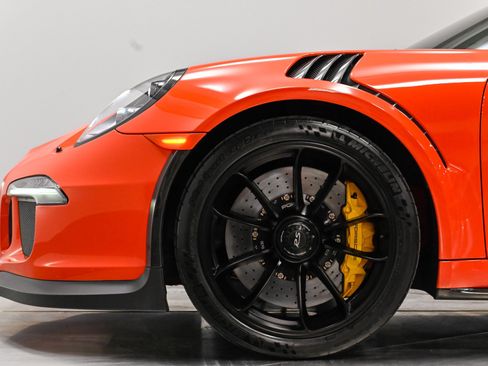 Used 2016 Porsche 911 GT3 RS RWD image 6