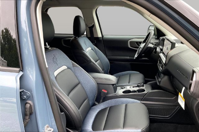 New 2026 Ford Bronco Sport Outer Banks w/ Outer Banks Tech Package+ AWD/4WD image 9