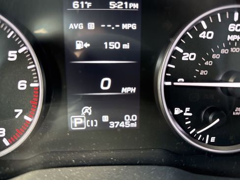 Used 2025 Subaru Crosstrek 2.5i Limited w/ Crosstrek Mirror Package image 9