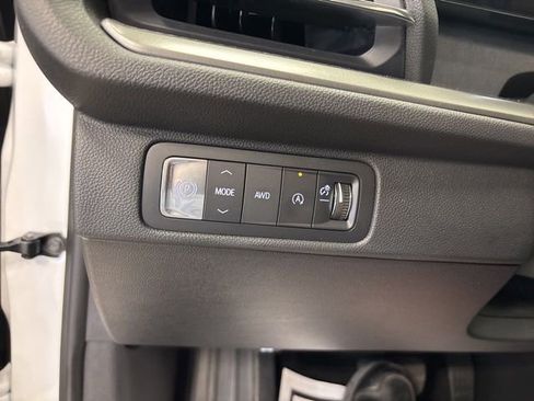 Used 2026 Chevrolet Traverse LT w/ Sun and Wheel Package AWD/4WD image 34