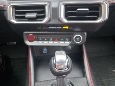 Used 2025 Ford Mustang Premium image 15