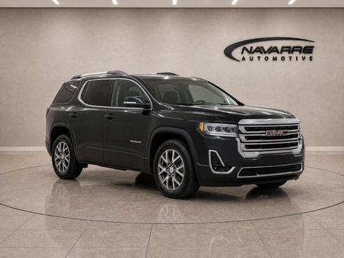 Used 2023 GMC Acadia SLT w/ Preferred Package FWD image 9