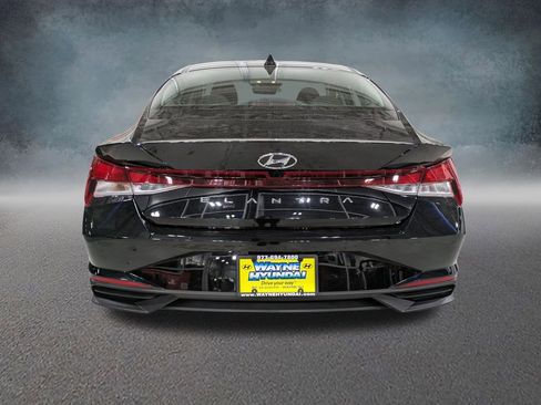 Used 2022 Hyundai Elantra SEL FWD image 5