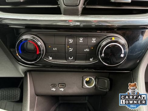 Used 2025 Buick Encore GX Sport Touring w/ Experience Buick Package FWD image 4