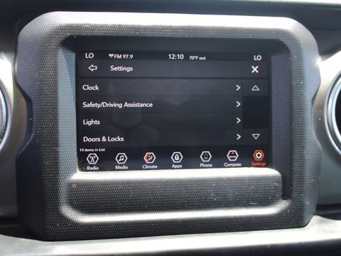 Used 2020 Jeep Wrangler Unlimited Sahara AWD/4WD image 27