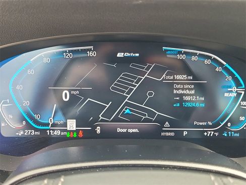 Used 2022 BMW 530e xDrive 530e iPerformance w/ Premium Package image 21