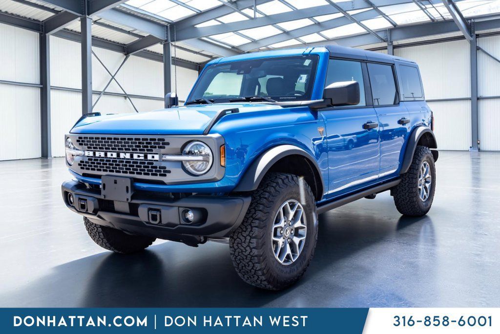 Used 2025 Ford Bronco Badlands AWD/4WD image 19