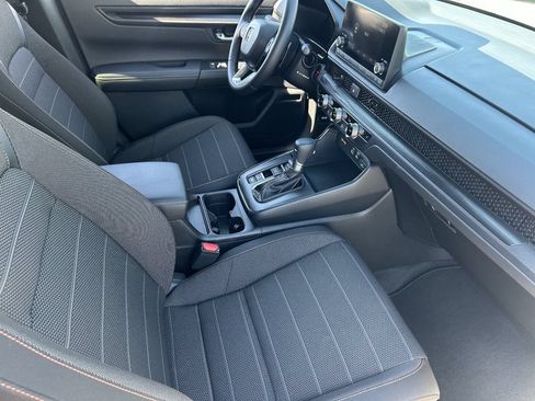 Used 2025 Honda CR-V Sport image 12