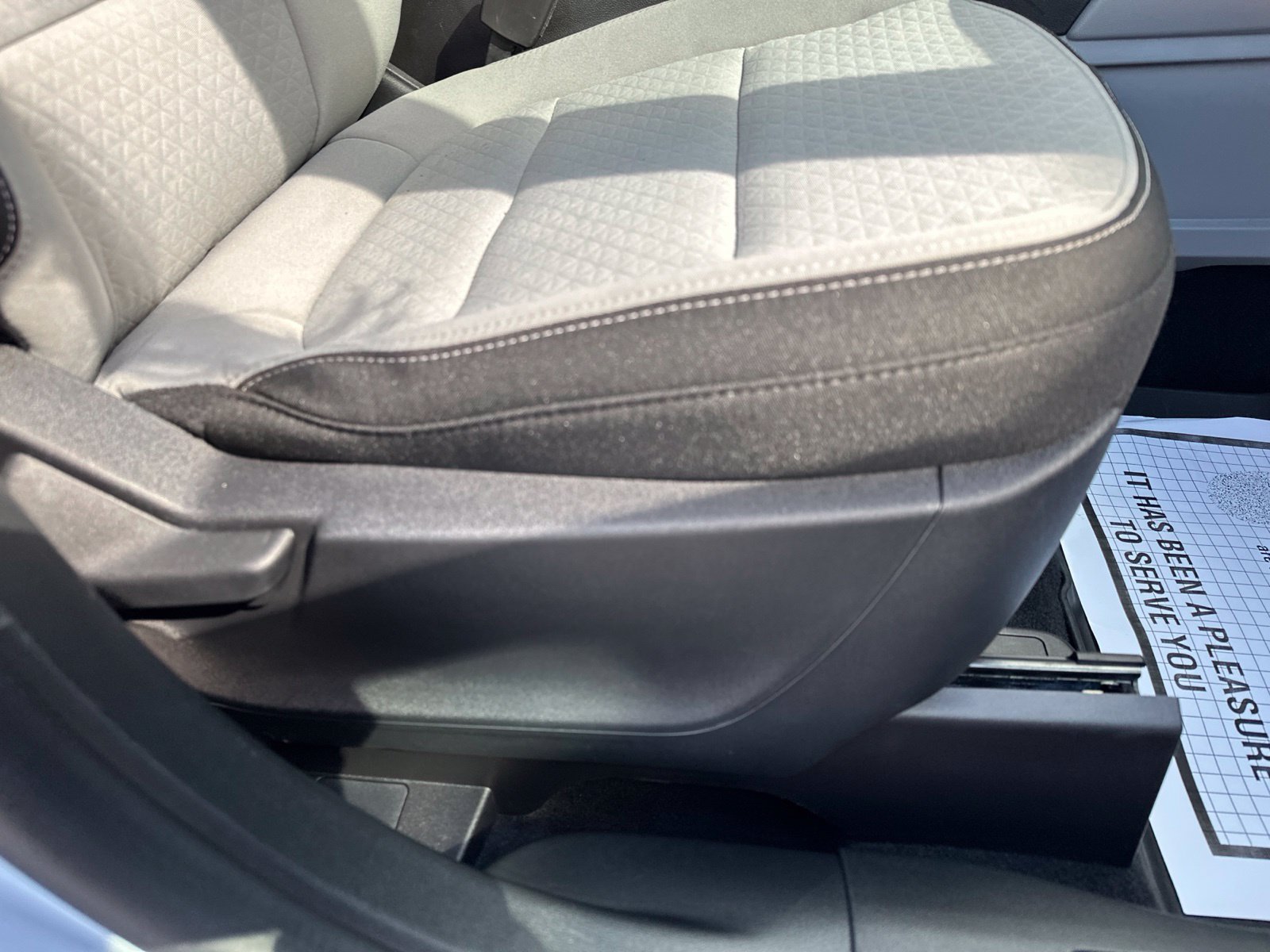 Used 2025 Ford Escape Active AWD/4WD image 39