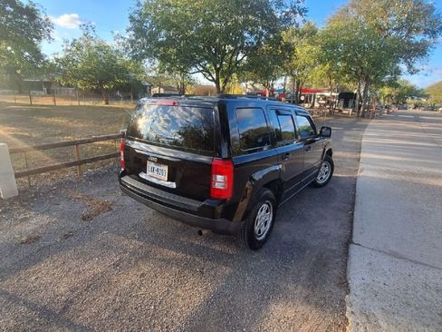 Used 2016 Jeep Patriot Sport w/ Power Value Group image 7