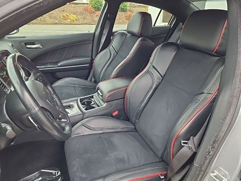 Used 2019 Dodge Charger Scat Pack image 14