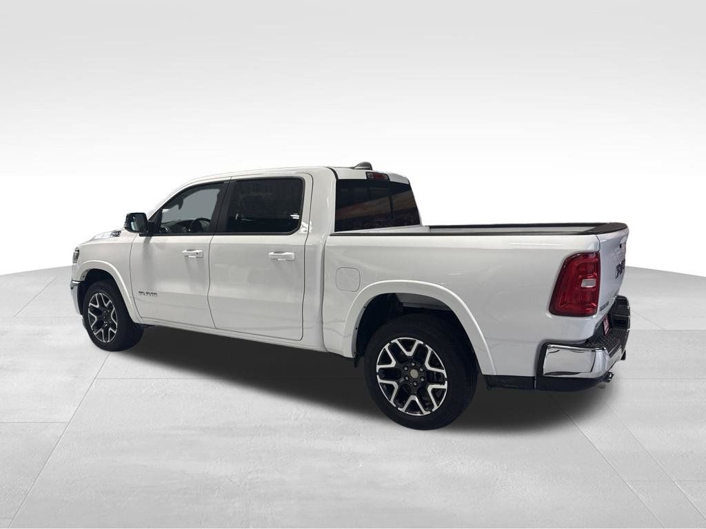 Used 2026 RAM 1500 Laramie AWD/4WD image 4