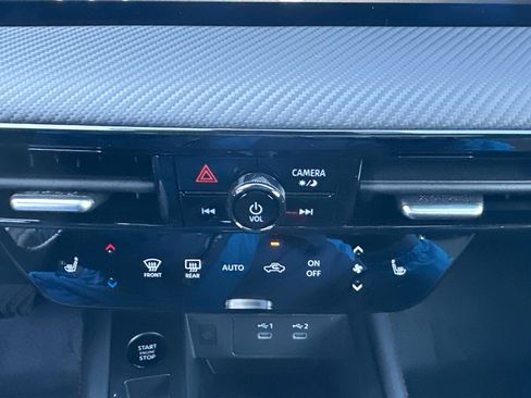 New 2026 Nissan Kicks SR w/ SR Premium Package image 37