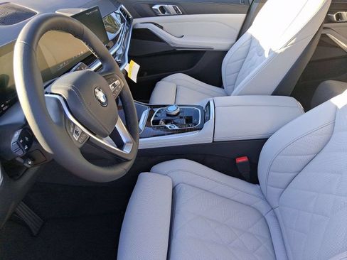 Used 2026 BMW X5 xDrive40i w/ Executive Package AWD/4WD image 5