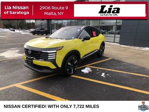 Certified 2025 Nissan Kicks SR image 1