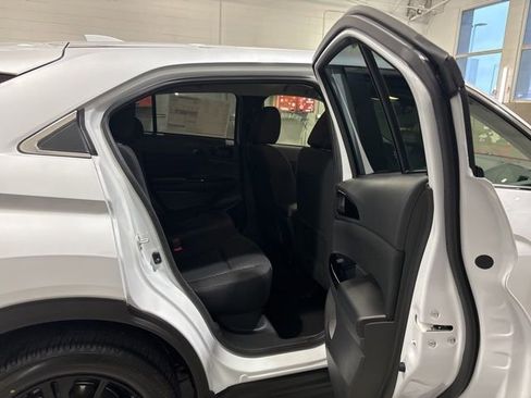 New 2025 Mitsubishi Eclipse Cross LE image 14