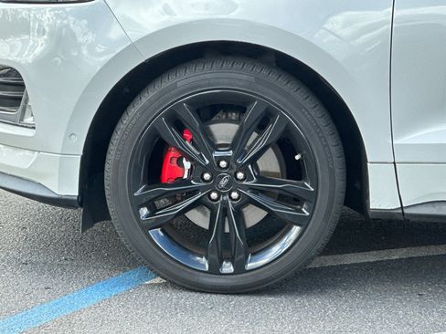 Used 2022 Ford Edge ST w/ Equipment Group 401A image 24