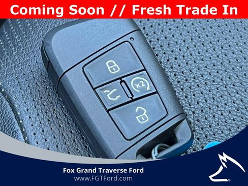 Used 2023 Volkswagen Taos SEL AWD/4WD image 30