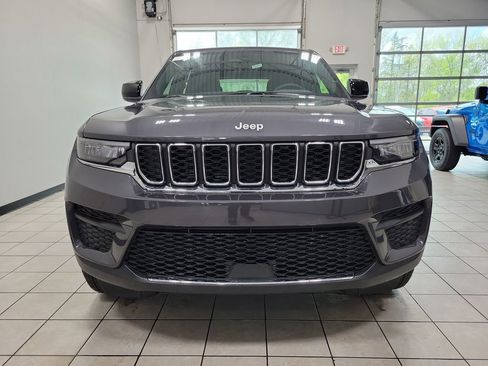 New 2026 Jeep Grand Cherokee Laredo X AWD/4WD image 2