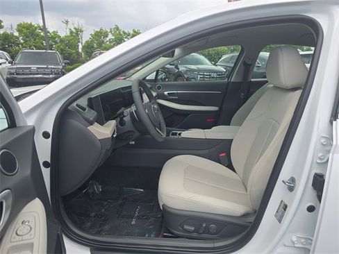 New 2025 Hyundai Sonata SEL image 11