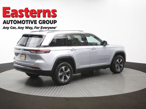 Used 2022 Jeep Grand Cherokee Limited 4xe w/ Luxury Tech Group II AWD/4WD image 44