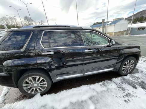 Used 2017 GMC Terrain Denali image 8