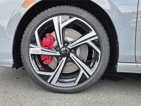 New 2026 Volkswagen GTI SE FWD image 10