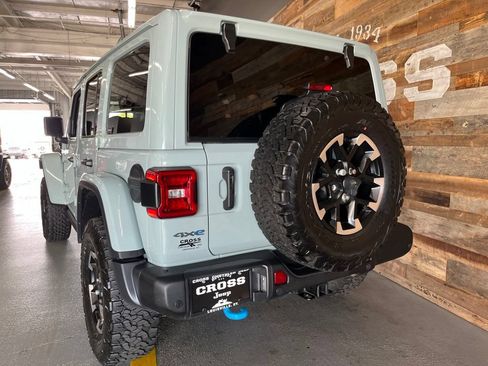 Used 2024 Jeep Wrangler Unlimited Rubicon 4xe AWD/4WD image 58