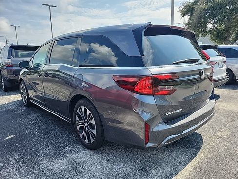 Used 2026 Honda Odyssey Elite image 5