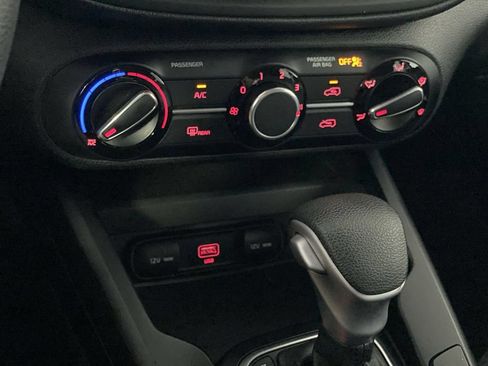 Used 2022 Kia Soul LX w/ Technology Package FWD image 21