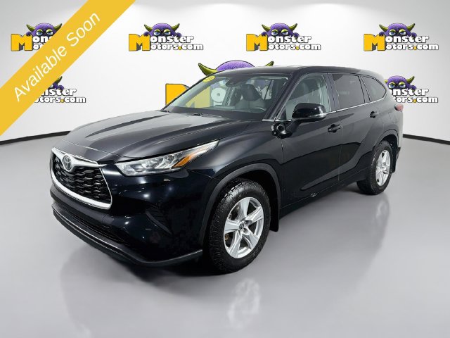 Used 2023 Toyota Highlander LE AWD/4WD image 1
