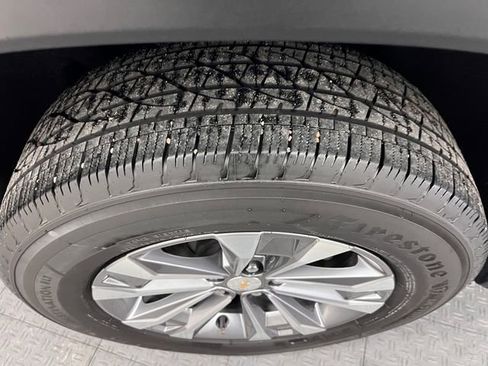 Used 2025 Chevrolet Equinox LT image 16