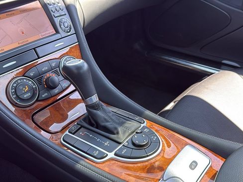 Used 2009 Mercedes-Benz SL 550 image 32