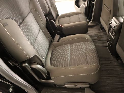 Used 2023 GMC Acadia SLE w/ Driver Convenience Package image 15