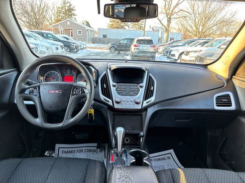 Used 2015 GMC Terrain SLE image 16