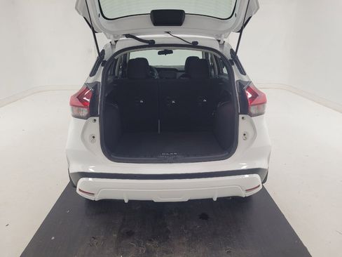 Used 2024 Nissan Kicks S FWD image 29