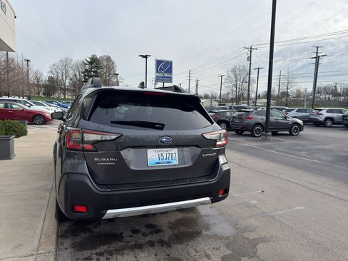 Used 2025 Subaru Outback Limited image 4