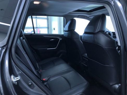 Used 2021 Toyota RAV4 XLE Premium AWD/4WD image 22
