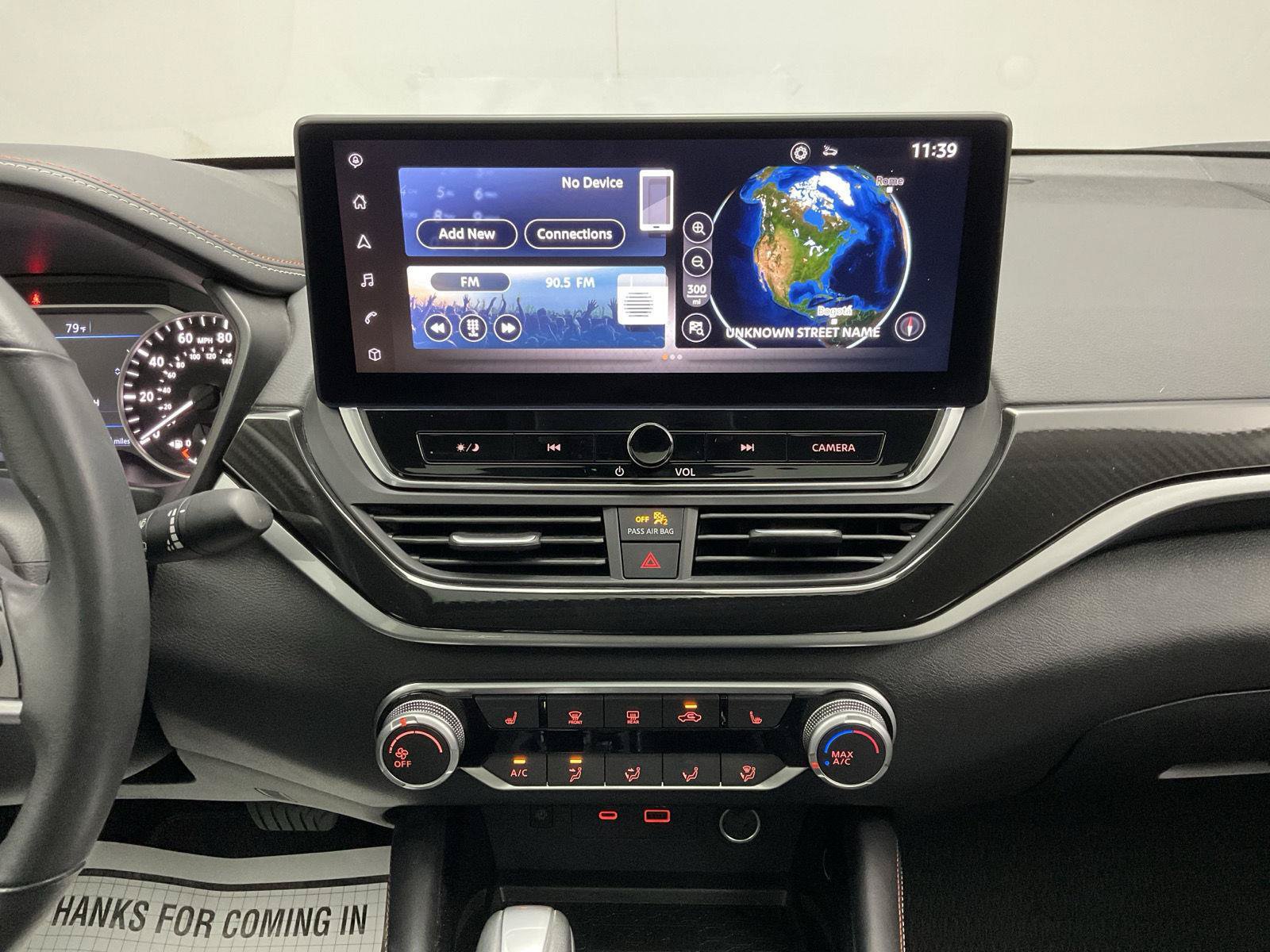 Used 2024 Nissan Altima 2.5 SR w/ SR Premium Package FWD image 15