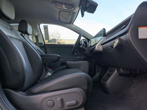 New 2026 Hyundai Ioniq 5 SEL image 9