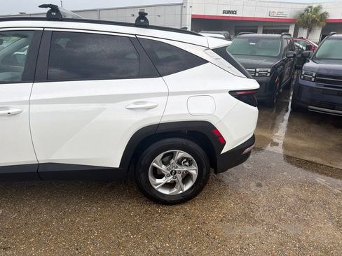 Used 2022 Hyundai Tucson SEL FWD image 3