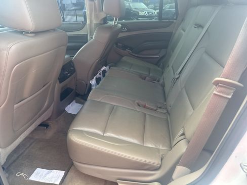 Used 2015 Chevrolet Tahoe LT RWD image 4