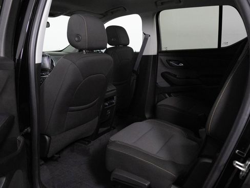 Used 2021 Chevrolet Traverse LT image 31