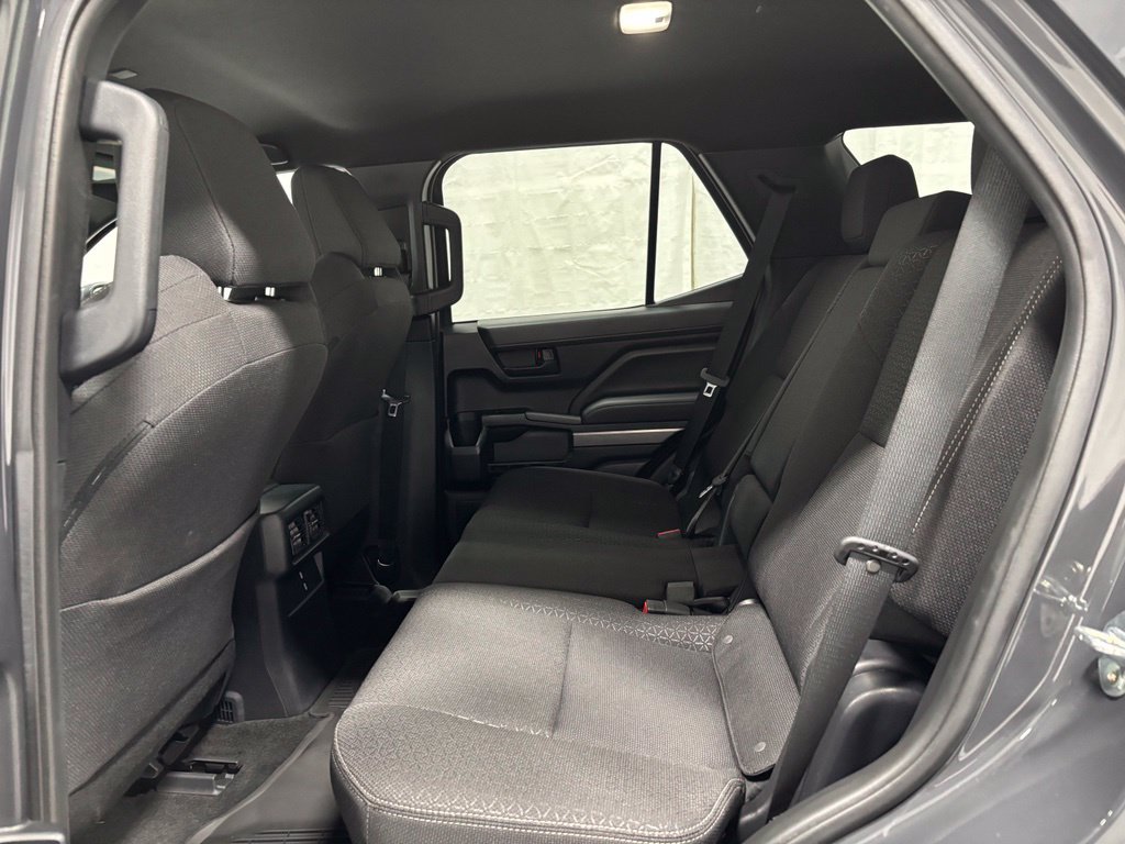 Used 2026 Toyota 4Runner SR5 AWD/4WD image 45