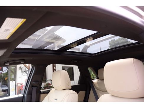 Used 2019 Cadillac XT5 Luxury FWD image 12