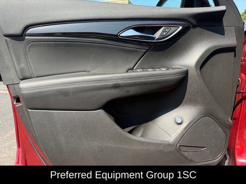 Used 2021 Buick Envision Preferred AWD/4WD image 6