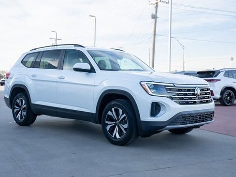 New 2026 Volkswagen Atlas SE image 7