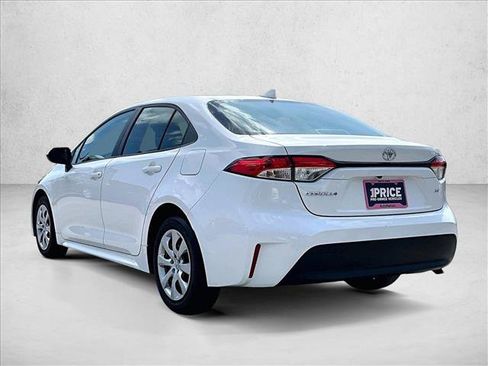 Used 2024 Toyota Corolla LE FWD image 13